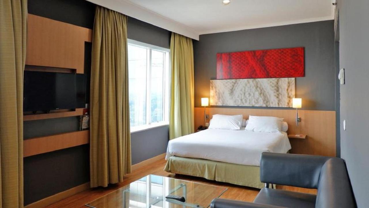 Hotel Kimaya Slipi Jakarta By Harris Ngoại thất bức ảnh
