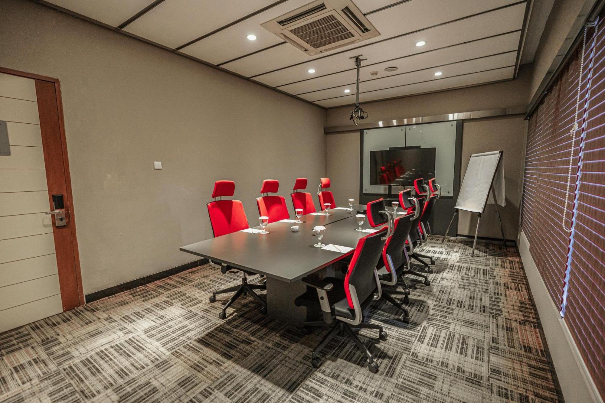 Hotel Kimaya Slipi Jakarta By Harris Ngoại thất bức ảnh