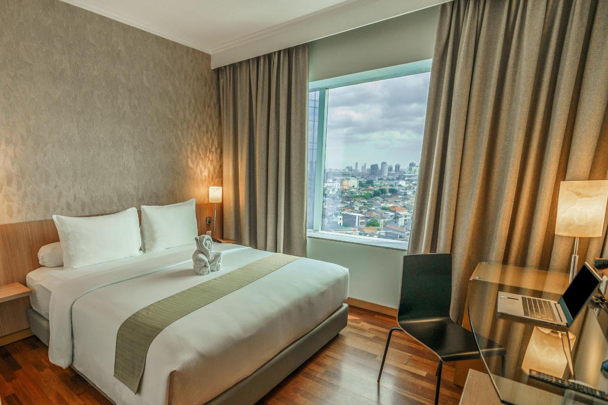 Hotel Kimaya Slipi Jakarta By Harris Ngoại thất bức ảnh