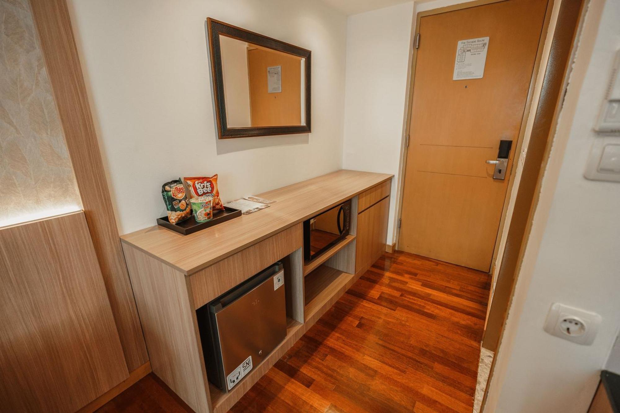 Hotel Kimaya Slipi Jakarta By Harris Ngoại thất bức ảnh